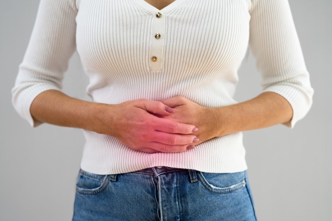 Síntomas de colitis en mujeres Causas y Tratamiento